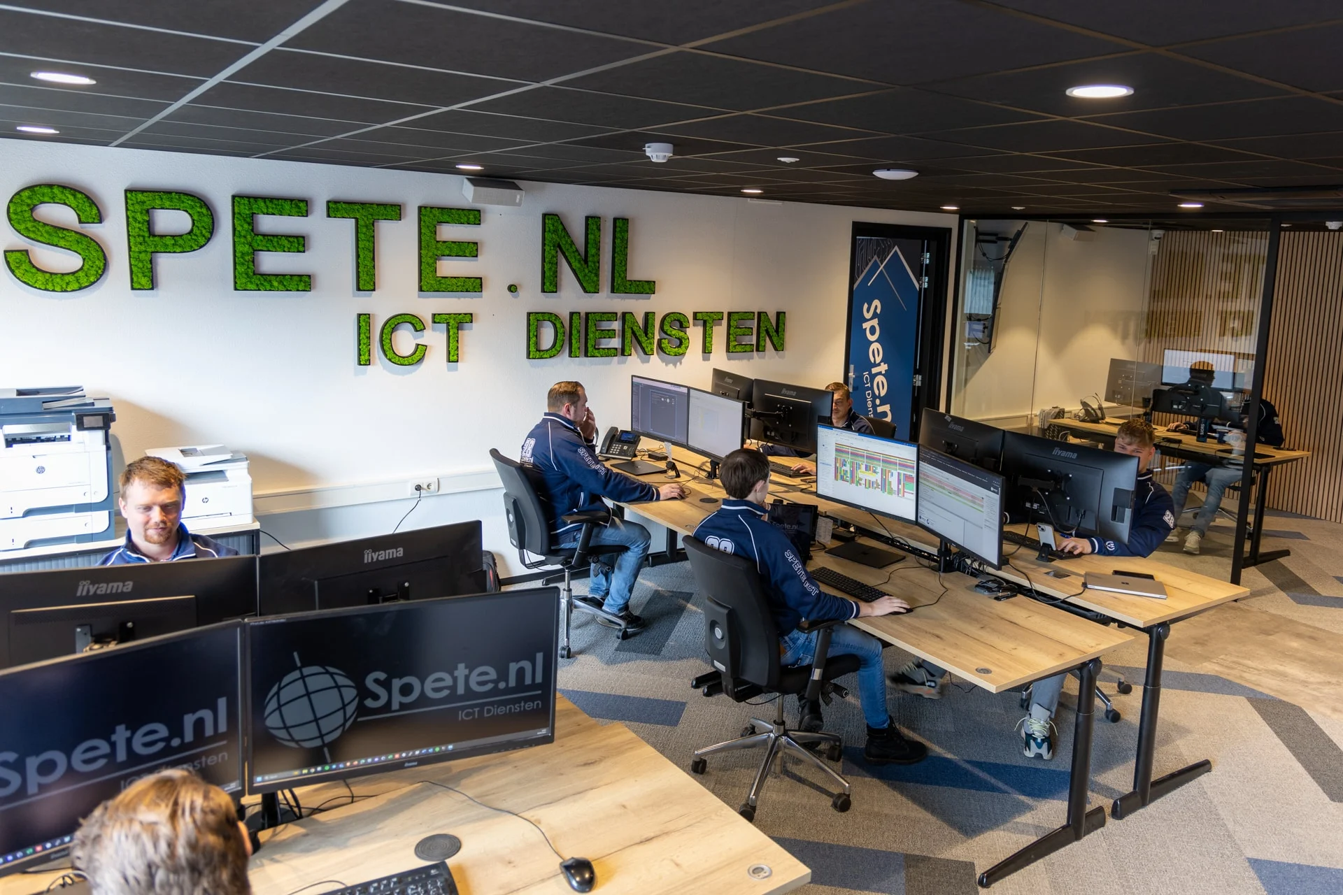Werkplekken op het kantoor van Spete.nl in Nijmegen